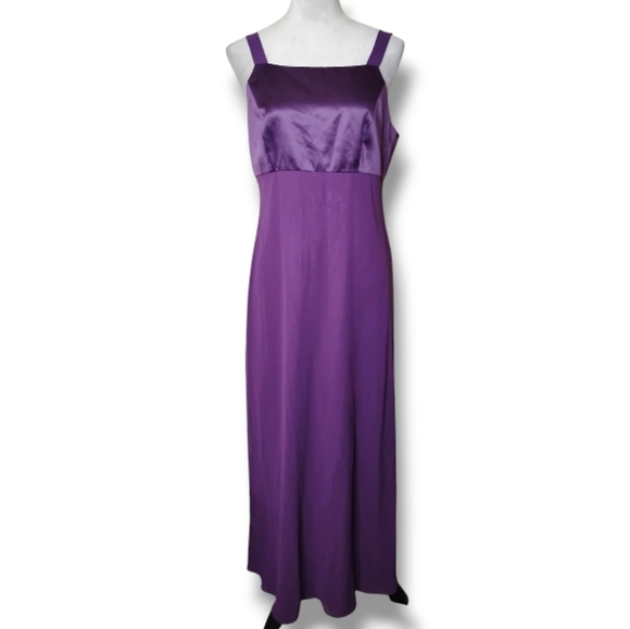 Papell Boutique Formal Maxi Dress Size 10 Deep Purple Elegant Evening Gown - Picture 1 of 6